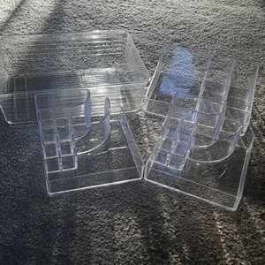 4 Makeup Holder Containers